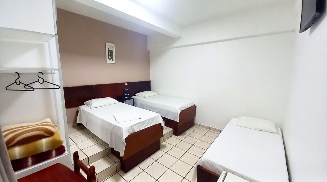 Alpha Ville Hotel Assis Extérieur photo