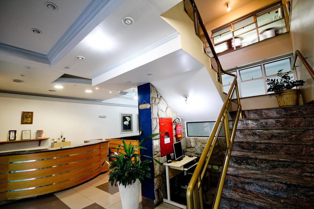 Alpha Ville Hotel Assis Extérieur photo